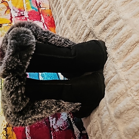 NO SURRENDER WINTER BOOTS (W8) - Picture 4 of 4